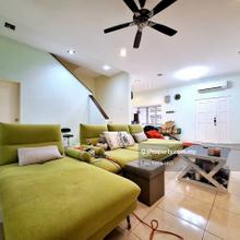 2.5 Sty Landed Blw Bank Value Near Mrt Fully Renovated Nice, Tip Top 