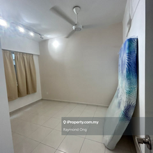 Mahsuri Square for rent