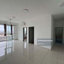 Ready To Move In ! Viewing Anytime