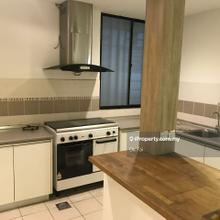 Mid Floor/Renovated/Partly Furnish/Facing North/Non Bumi/Well Kept