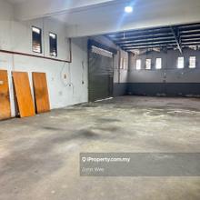 Semi-d factory for rent @ prime location.
