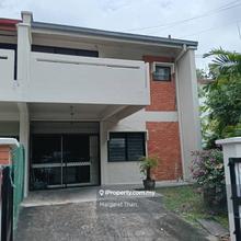 Must view, double storey end-lot with land in Medan Damansara