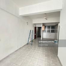 Bj Court Apartment For Rent, Bukit Jambul 