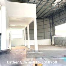1.5 Storey Corner factory for rent in Permatang Tinggi.