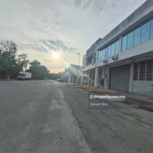 2 sty linked factory nearby Ksl Mall Klang 