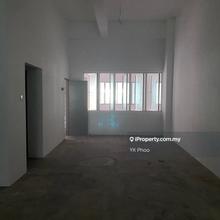 Razak city shop lot for rent