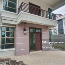 Semi-D house for Sale