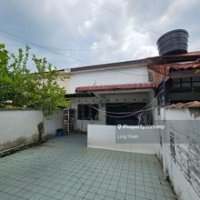 Single storey with attic room for sale at Jln Templer, Petaling Jaya.