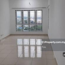 Saville condo @ Kajang, Partially Furnished 2 Room 2 Bath For Rent!