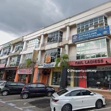 Perling  3 Storey Shop For Sale