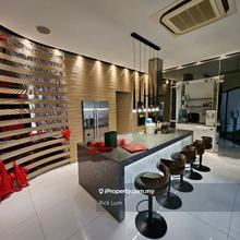 Sierramas Forest Jewel. Modern design. High ceiling. Pool & Jacuzzi 