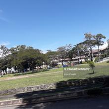 Ara Damansara 2storey gated renovated well kept