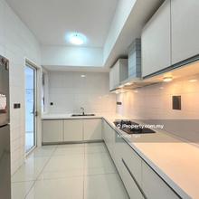 Comfortable 2 plus 1 room, ample space, flexible and partly furnished
