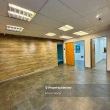 Nice Corner unit and KLCC view 