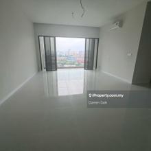 Luxury Living at Mayfair Residences @ Pavilion Embassy