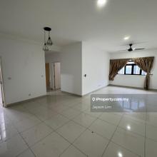 High floor Condo for rent!