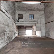 Desa Jaya/ 1.5 Storey Teres Factory/ Intermediate Lot/ Good Condition 