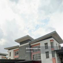 Semi-D factory for Rent in Taman Perindustrian Balakong.