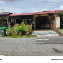 Teres Setingkat Taman Jati, Kuala Nerang. Full Loan Available