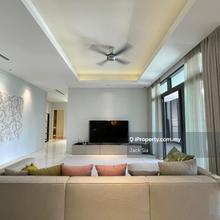 Sale @ Madge Mansions
