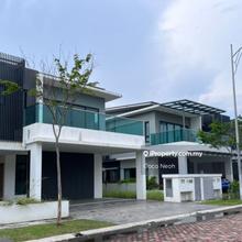 D Island Residence Corallia Puchong Semi D 