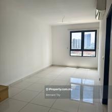 Partially Furnished Studio 1 Room Edumetro Subang Jaya USJ 1 For Sale
