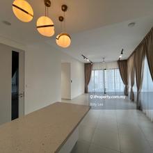 New Partially Furnish Condo 4 Rooms 4 Bathrooms 2 Carpark North Kiara
