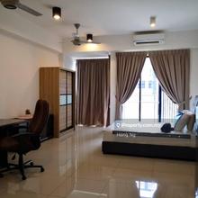 Utropolis Suites Fully Furnish Studio For Rent, Glenmarie Beside Uow