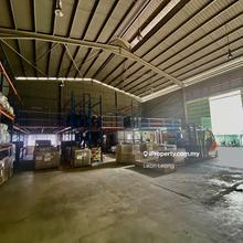 Warehouse with Mezzanine floor & palletize racking 