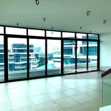 Specialist in Aragreen Residence w/ multiple listings. Call us to view