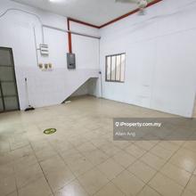 Ground Floor Shop Seksyen U5 Bandar Pinggiran Subang