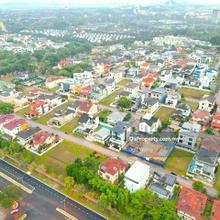 Freehold Bungalow Land @ Subang Heights (Gated & Guarded Community)