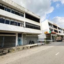 Ampang 3 Storey Freehold Shop for Sale 