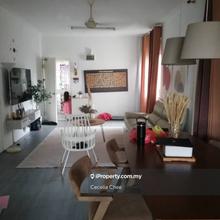 Puchong Utama Court 1-Freehold, Corner Lot, 2nd Floor for Sale!! 