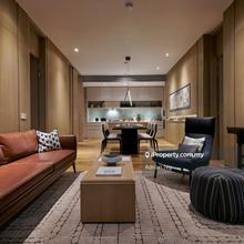 Iconic building at city centre. Your perfect home !