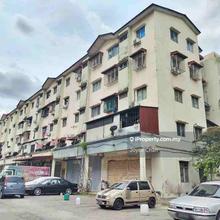Flat - Taman Sri Manja, Petaling Jaya, Selangor