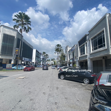 Corner Lot 3 Storey Shoplot Sale with Fully Tenanted 