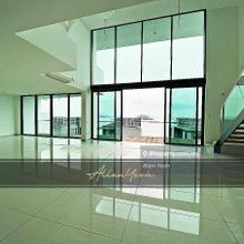 The Light Collection 4, Rare Duplex Penthouse with Rooftop, Seaview