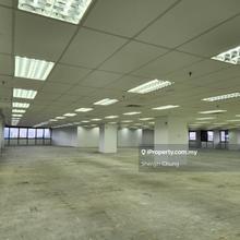 Corporate Office For rent at Canary Tower (Plaza Vads) 