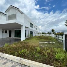 Exclusive Corner Eco Horizon Ashton Batu Kawwan with Extra Land