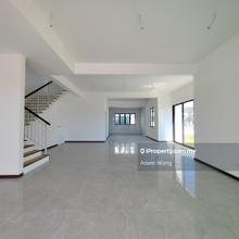 Corner Lot Facing Playground 2 Sty Terrace Senni 2 Bukit Banyan