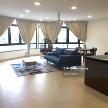 Spacious Unit with 3 carparks. Well Kept. Good View