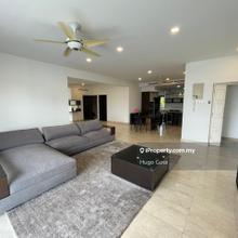 Spacious Condo With 24 Hrs Security, Easy Access Grocery&Mall
