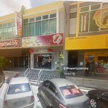 Double storey shop for sale @Pusat Perniagaan Raub