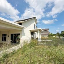 Spacious corner lot