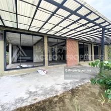 Commercial Bungalow for rent 