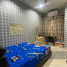 Near park ample car park