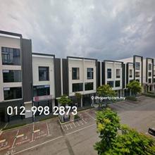 Vervea Batu Kawan 3 storey Retail Shop Lot with Private Lift for Sale