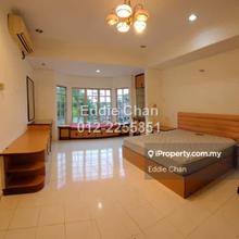 Semi-D End-Lot, Big Extra Land, 6338sqft, Freehold, Strategic Location