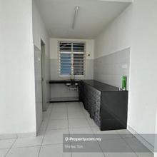 Bandar Saujana Putra Jenjarom near Mahsa